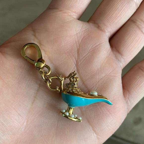 RARE Retired Juicy Couture Magic Blue Genie Lamp Charm Make 3 Wishes EUC - Picture 5 of 9
